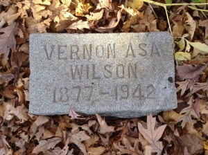 Vernon Wilson, tombstone