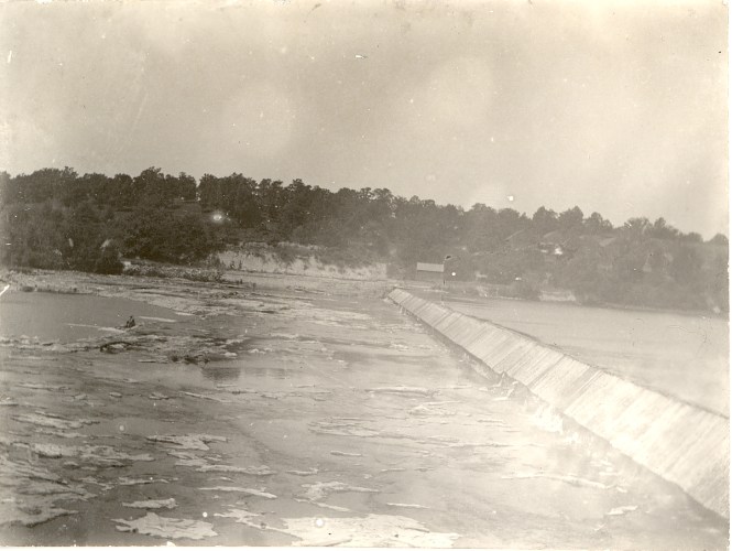 old dam built by state of Illinois